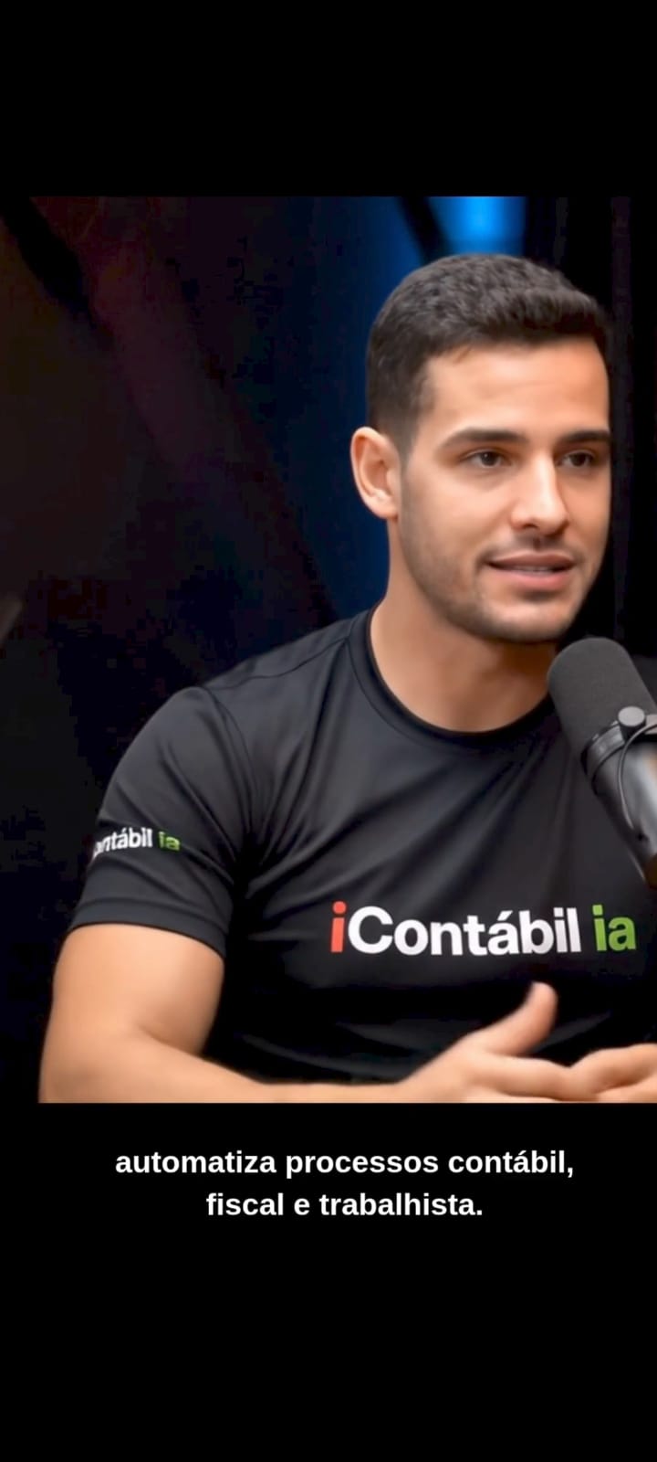 Max — atendimento humano da iContábil IA